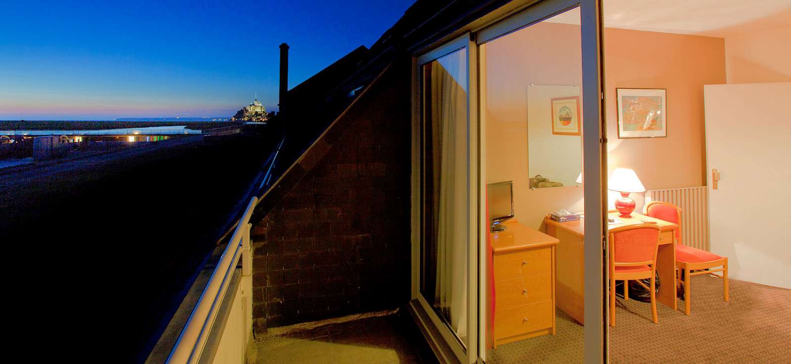 Hotel La Digue - Hotell i Mont Saint-Michel i Normandiet